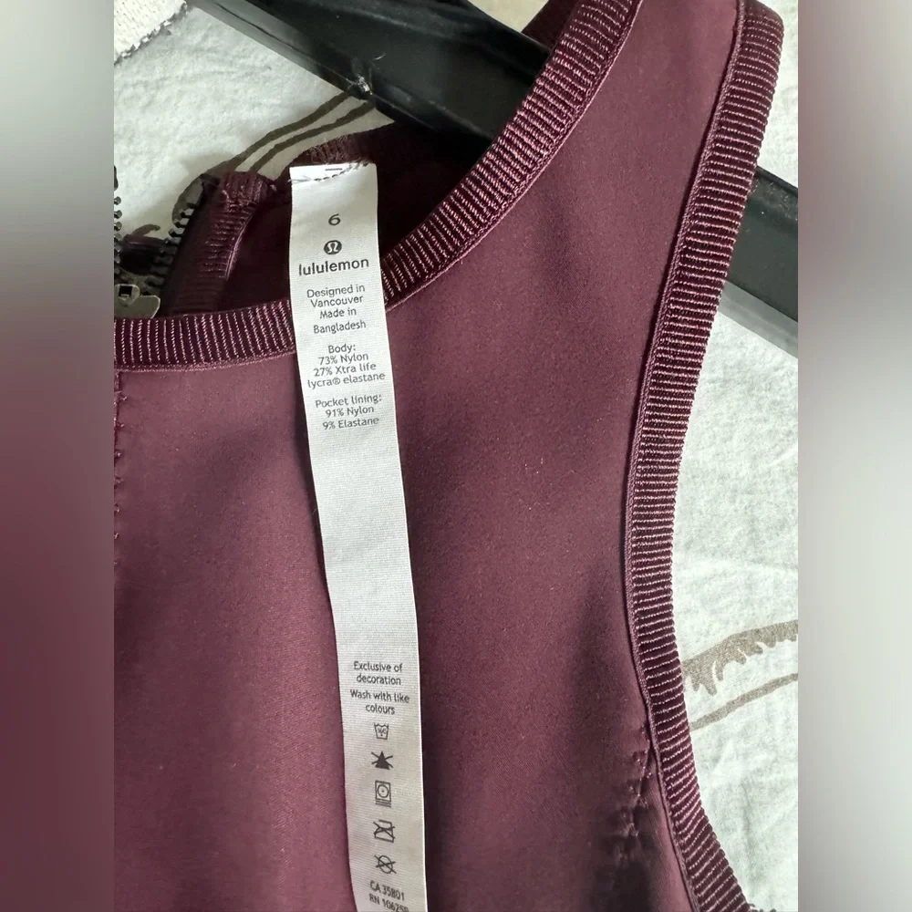 Lululemon here to there dress. Bordeaux 6 - Picture 7 of 7
